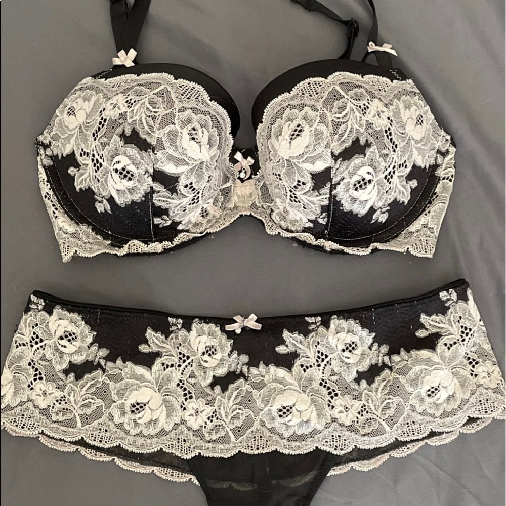 VS Bra and panty set